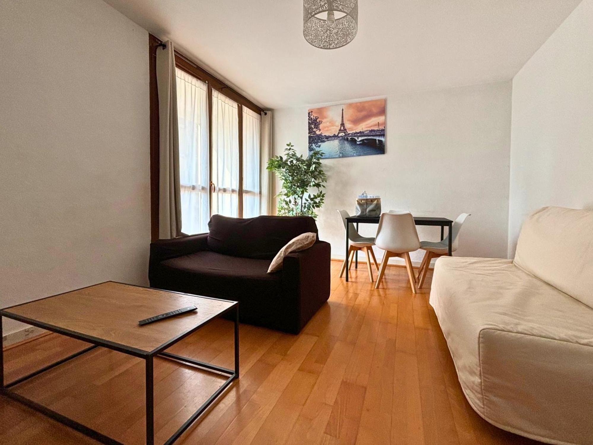 Guyon - Cosy Proche Gare Parking Facile - Balcon #sirdest Apartment *